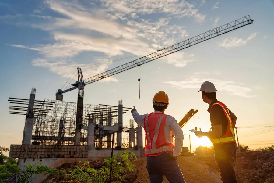 How Construction Estimating Helps Builders Avoid Costly Project Surprises